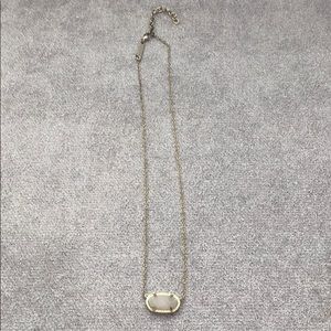 Kendra Scott necklace
